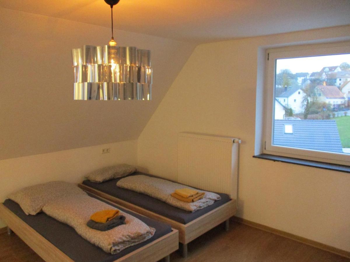Parsberger Ferienwohnung 6 Exteriör bild